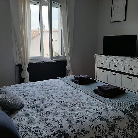 Chambre Double Dans Maison Chaleureuse Et Familiale Carcassone Exterior photo